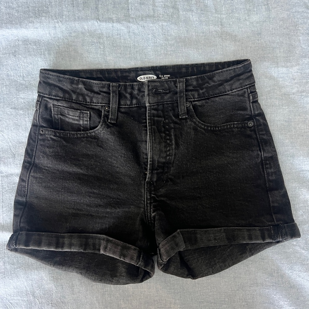 Old Navy Black Rolled-Hem Denim Shorts